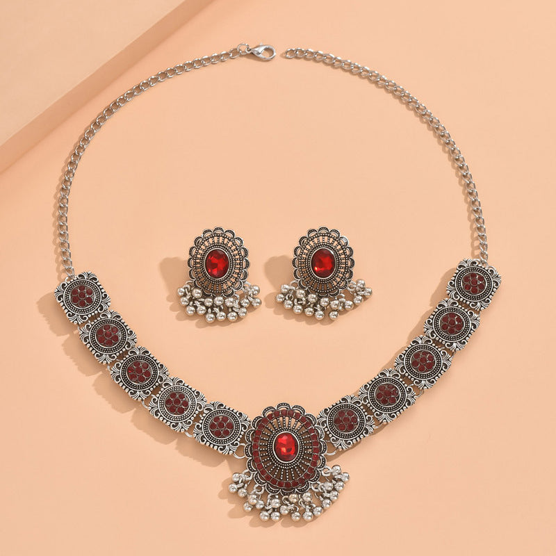 Retro Ball Tassel Shiny Diamond Flowers Necklace Suit