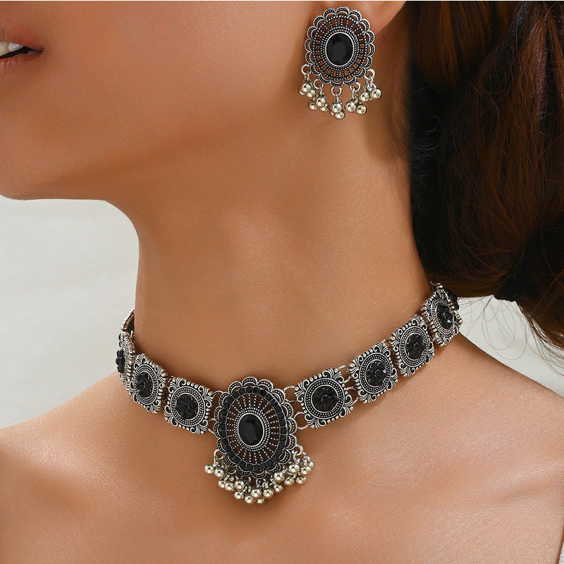 Retro Ball Tassel Shiny Diamond Flowers Necklace Suit