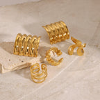 Uworld 5PCS Textured Earrings Heart-Shaped Linear Stacked Rings Gold Color Clothing Matching Jewelry As A Gift For Her ﻿