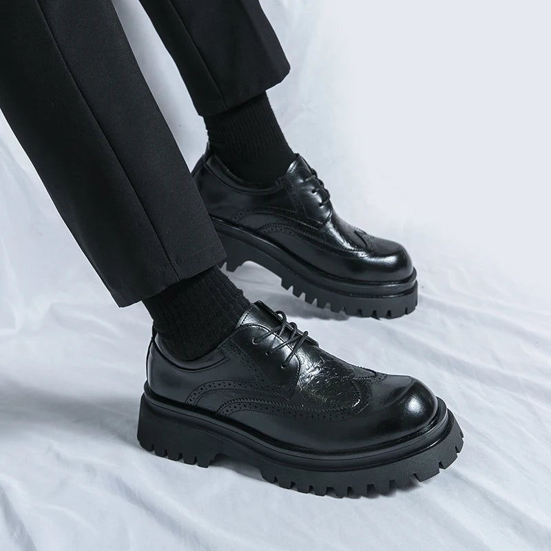 Fashion Patent Leather Men's Formal Shoes Comfortable Platform Luxury Genuine Leather New Elegant Man Wedding Social Derby Shoes