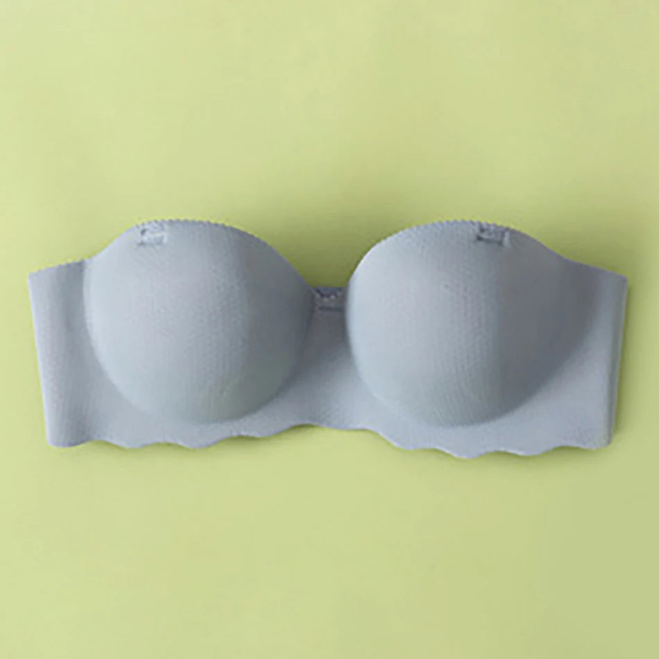 Sleek Supportive Design Children Girls Seamless Bras No Underwire Padded for Small Busts Comfort and Breathable for Active Wear