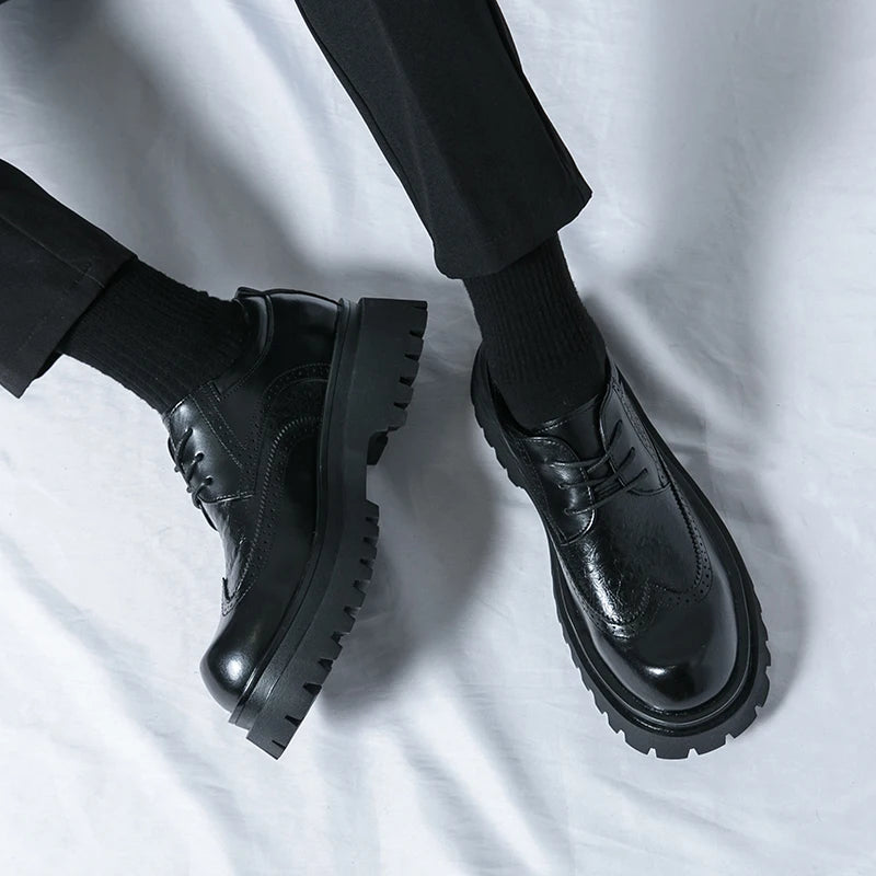 Fashion Patent Leather Men's Formal Shoes Comfortable Platform Luxury Genuine Leather New Elegant Man Wedding Social Derby Shoes