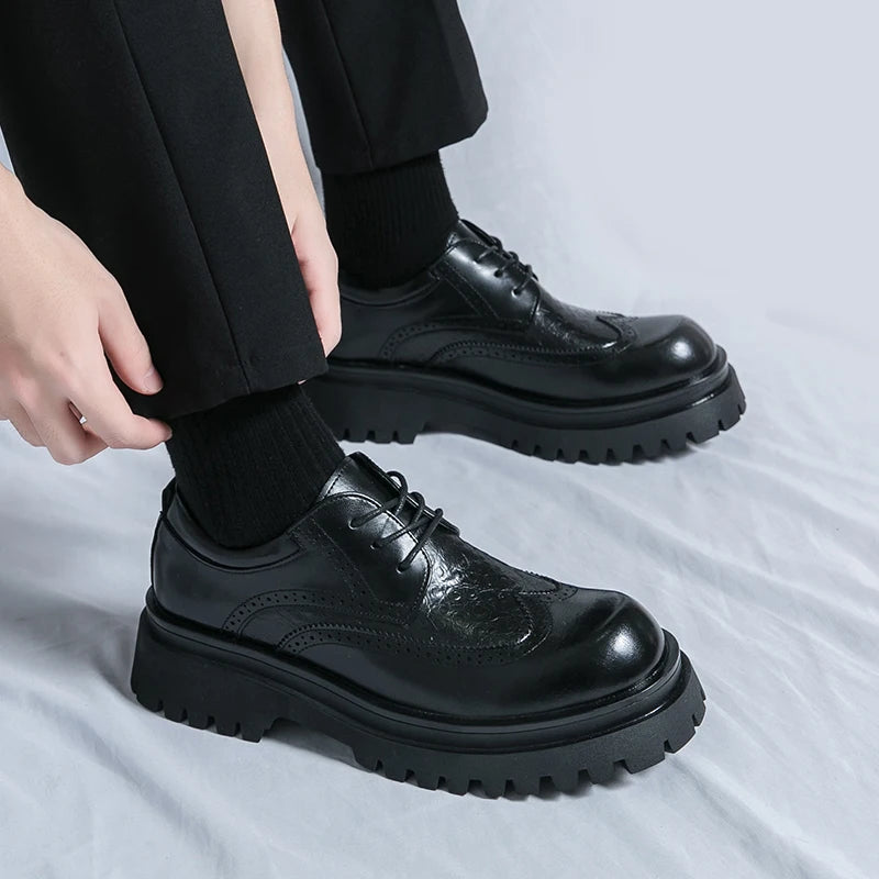 Fashion Patent Leather Men's Formal Shoes Comfortable Platform Luxury Genuine Leather New Elegant Man Wedding Social Derby Shoes